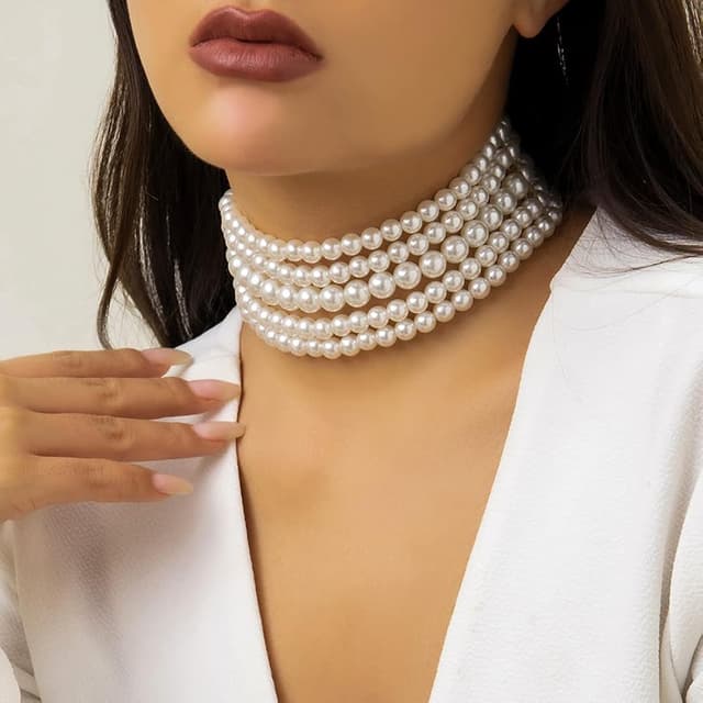 Elegant Pearl Necklace Set